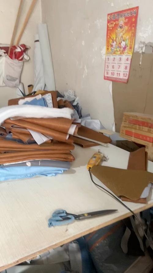沙发之家 一个乡镇的产业蝶变与沉默轰鸣